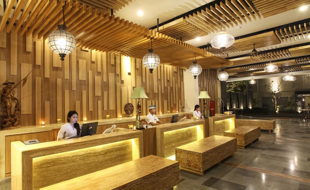 Paragon Hotel Seminyak Room photo