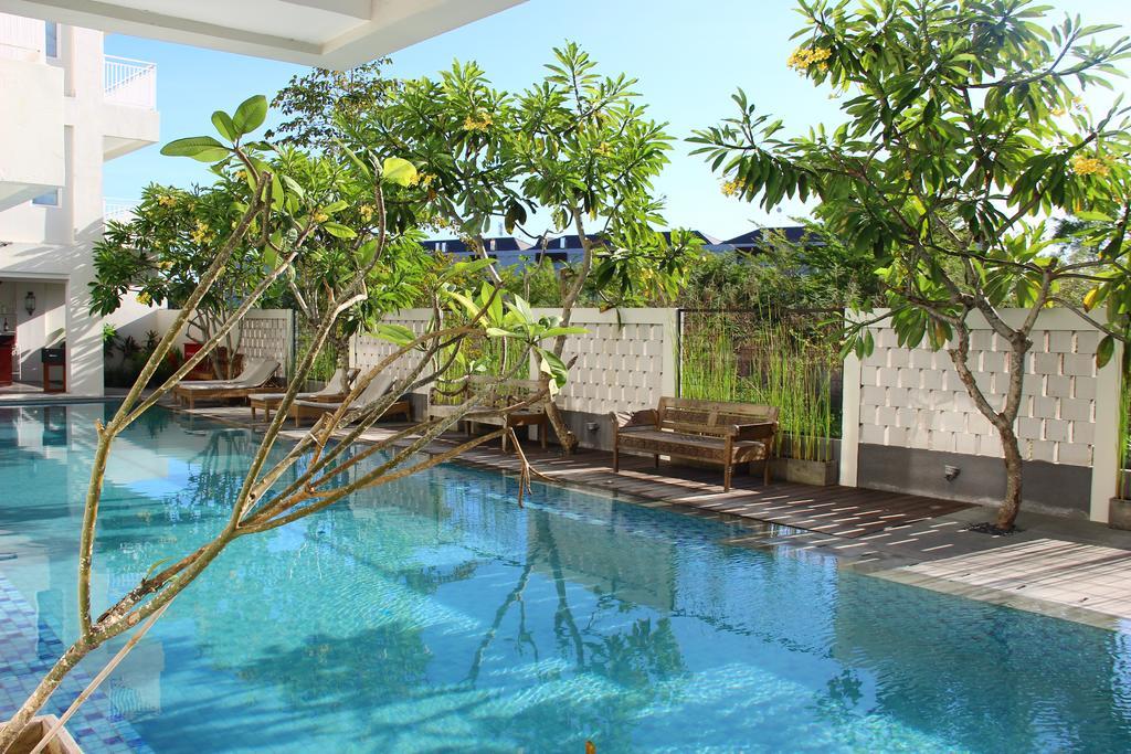 Paragon Hotel Seminyak Exterior photo